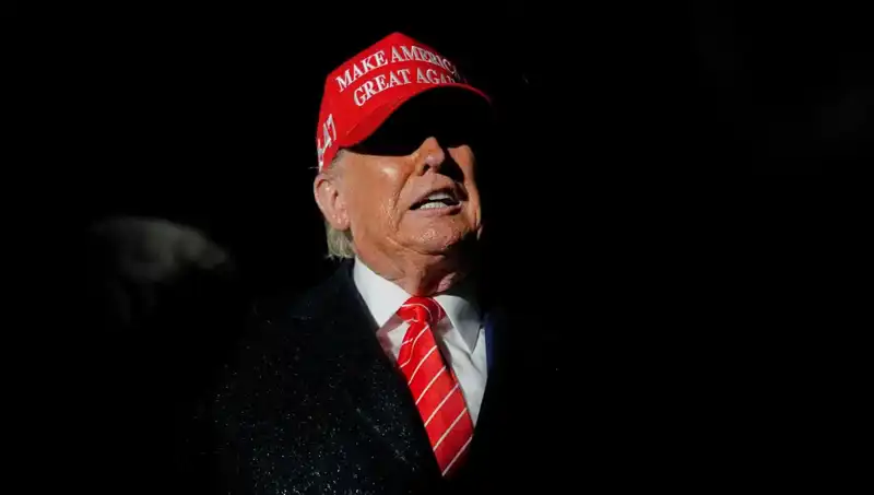 Yüksek Mahkeme'den Şok Karar: Trump Göçmenlerin Yasal Statüsünü İptal Edebilecek