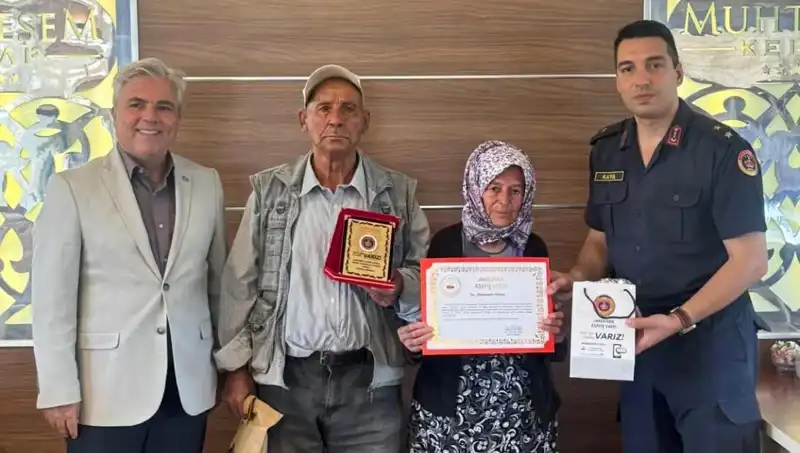 Hayatını Değiştiren Karar: Jandarmaya Hediye Edilen Evin Duygusal Hikayesi